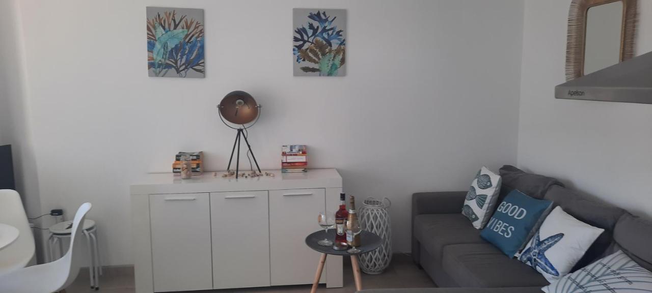 Sunset 230, Sun, Big Pool, Wifi Fiber, Central, Near Main Street And Appartement *