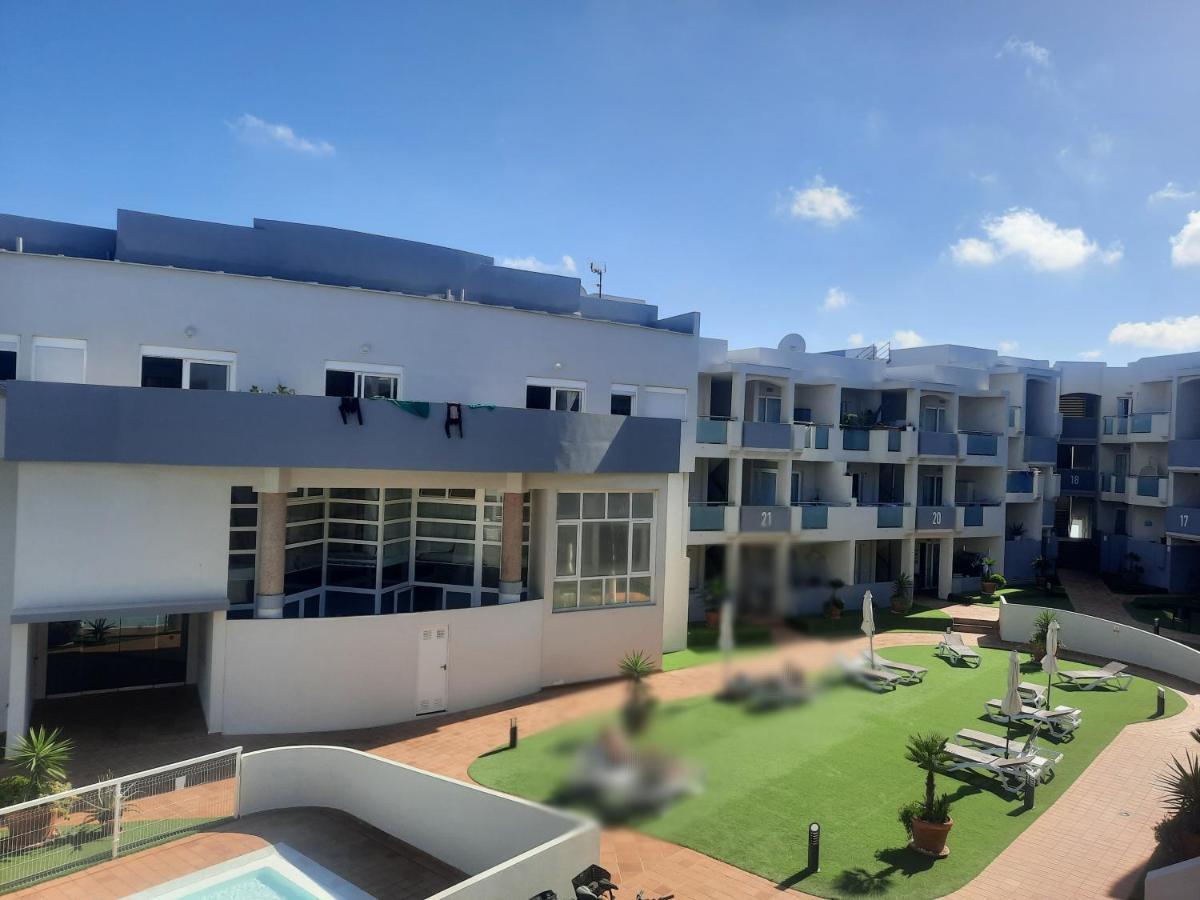 Sunset 230, Sun, Big Pool, Wifi Fiber, Central, Near Main Street And Appartement *