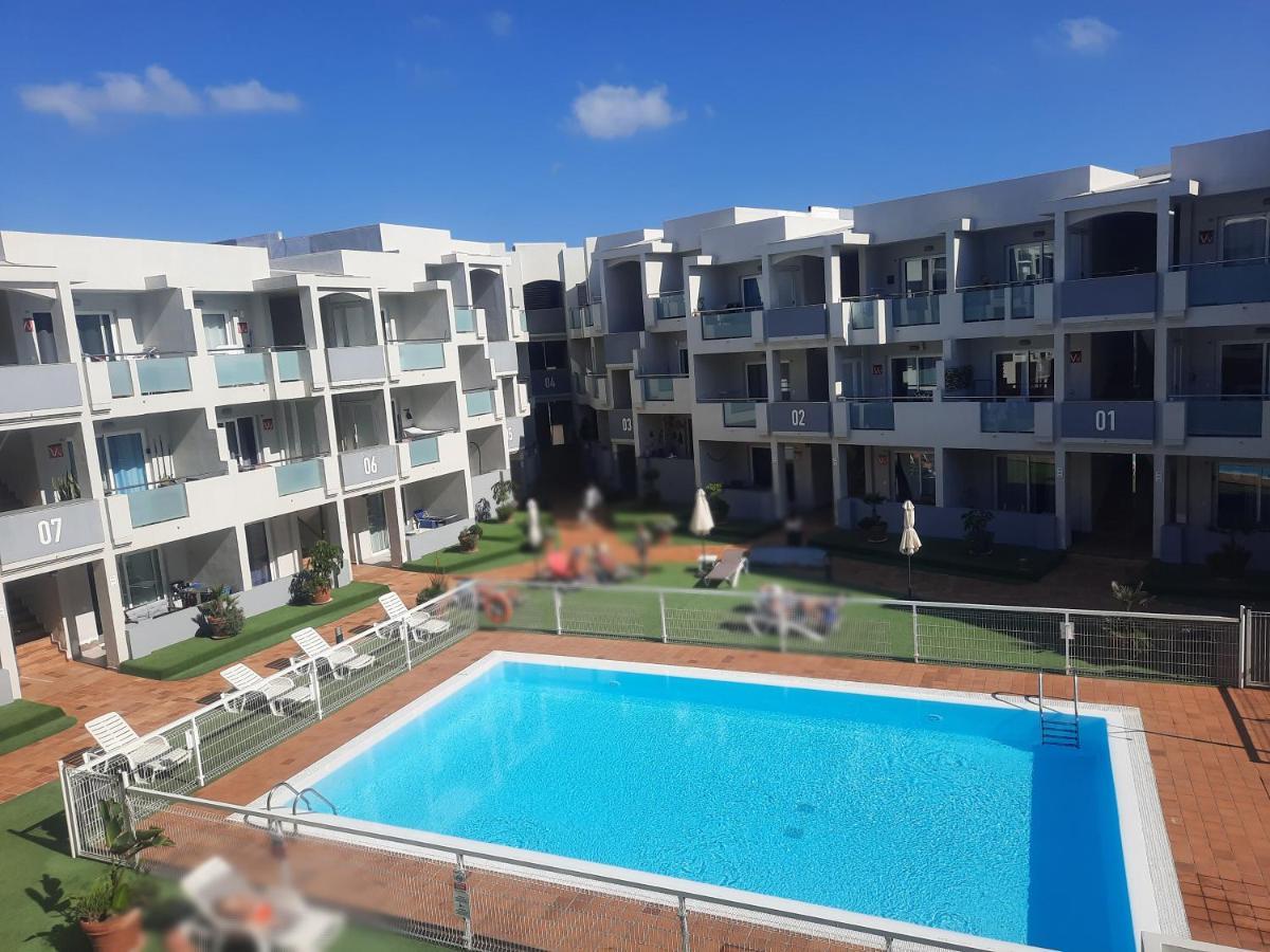 Sunset 230, Sun, Big Pool, Wifi Fiber, Central, Near Main Street And Appartement *