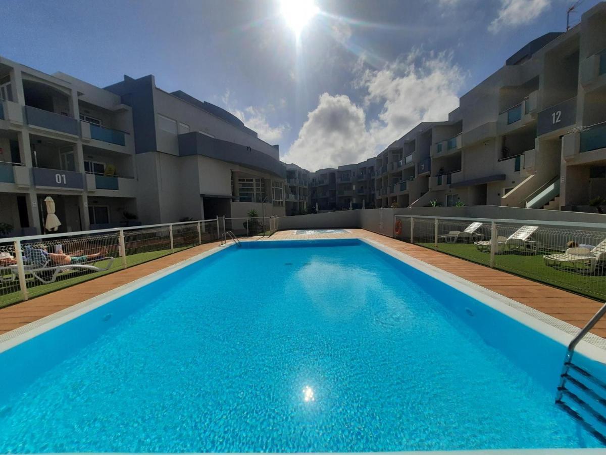 Sunset 230, Sun, Big Pool, Wifi Fiber, Central, Near Main Street And Appartement